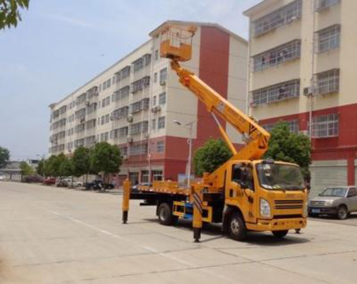 江鈴凱悅28米伸縮臂式 高空作業(yè)車(chē)